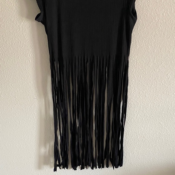 Elegant Black Fringe Shirt - Picture 8 of 9
